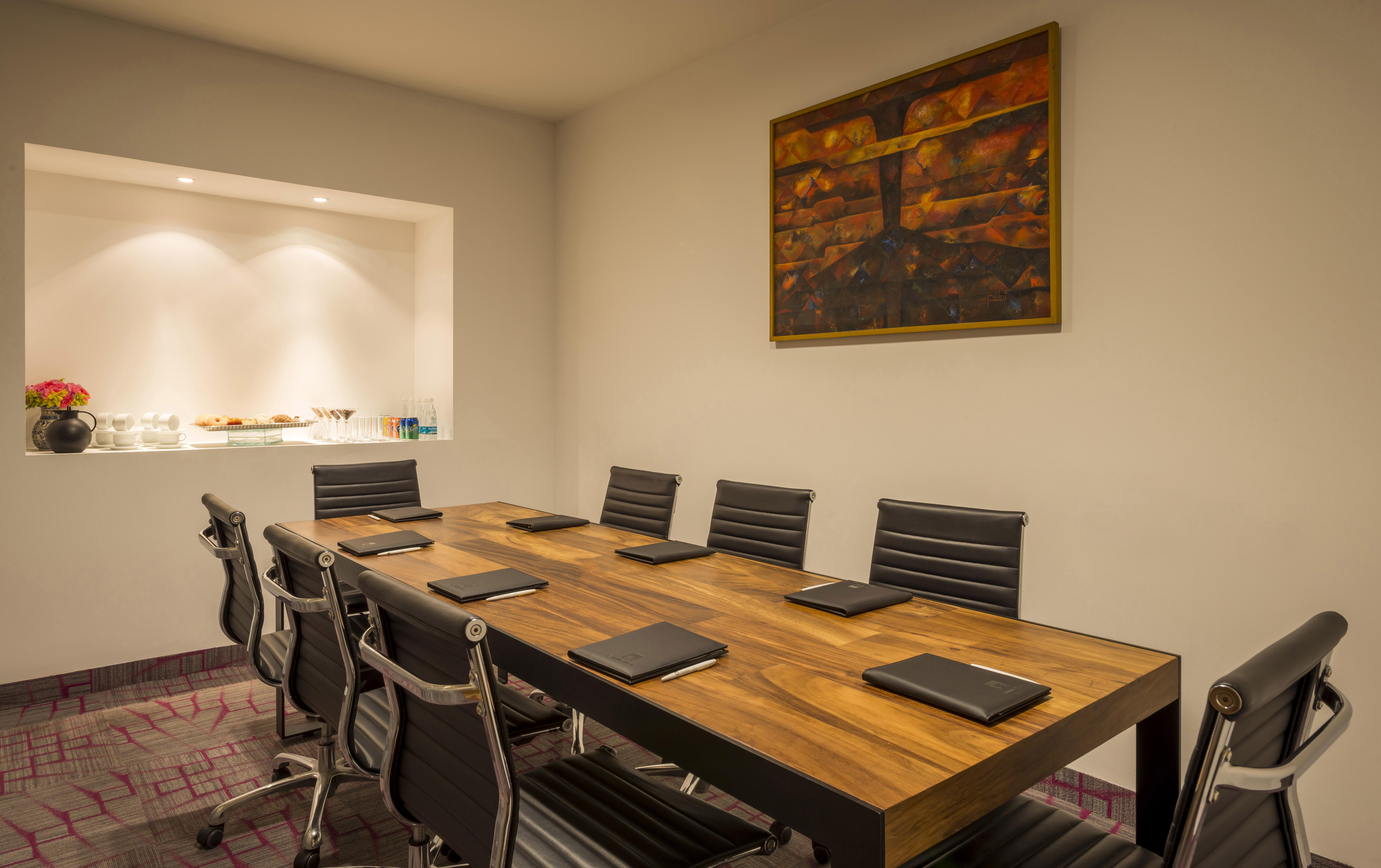 ホテル カミノ リアル プエブラ アンヘロポリス エクステリア 写真 Boardroom at the London office