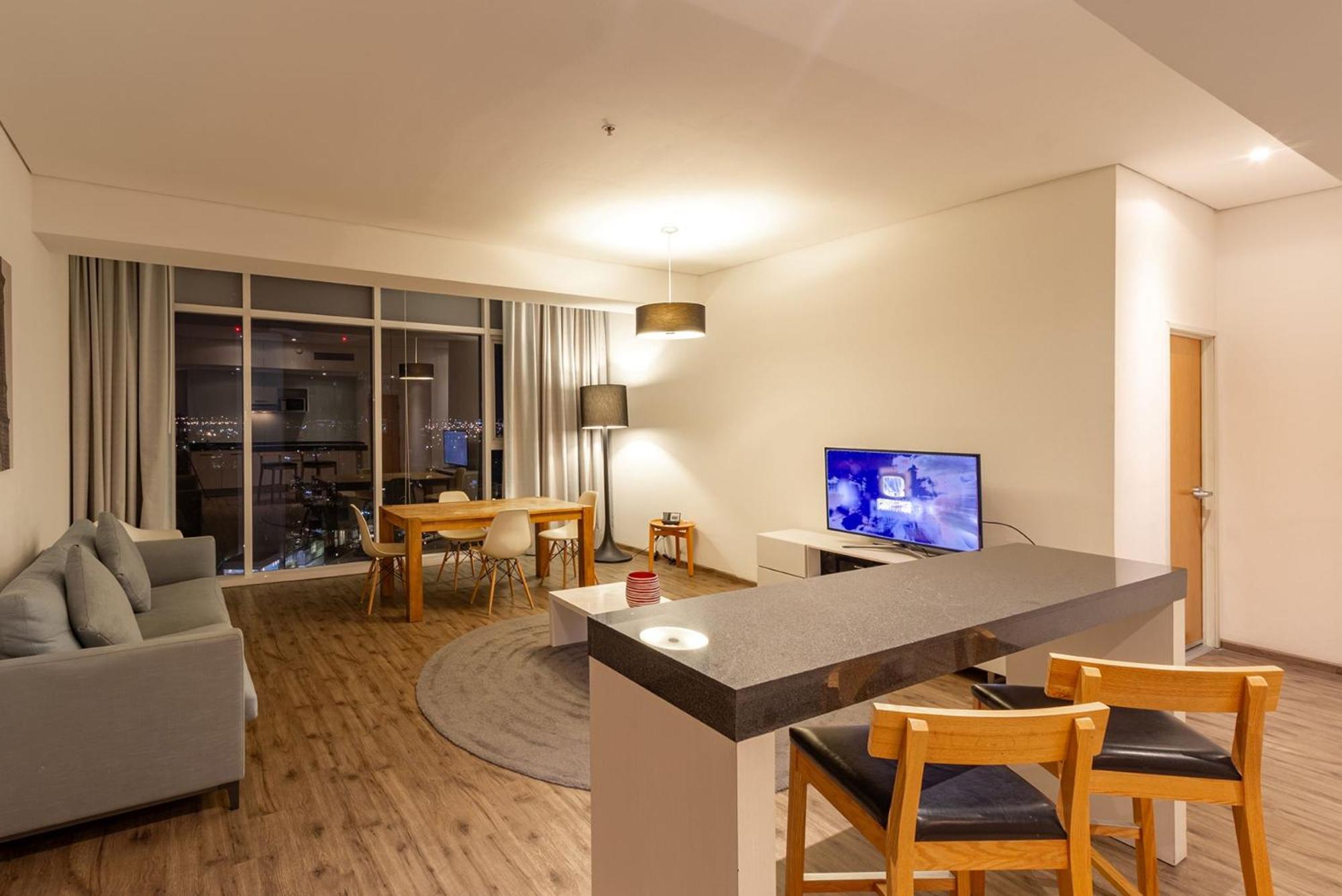ホテル カミノ リアル プエブラ アンヘロポリス エクステリア 写真 A typical apartment at the complex