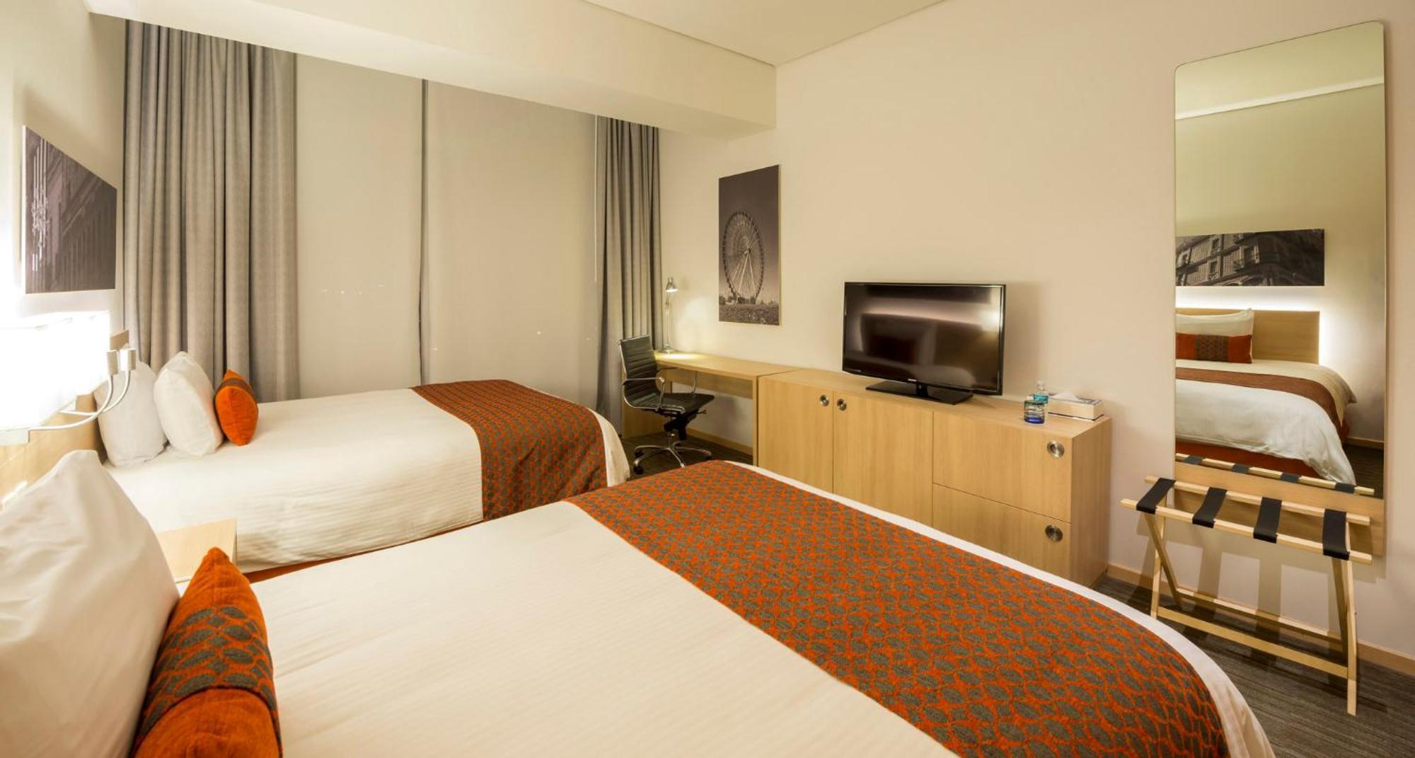 ホテル カミノ リアル プエブラ アンヘロポリス エクステリア 写真 A room at the hotel